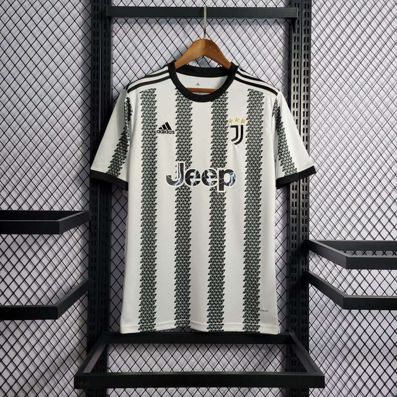 CAMISA DA JUVENTUS 22/23 BRANCO E PRETO