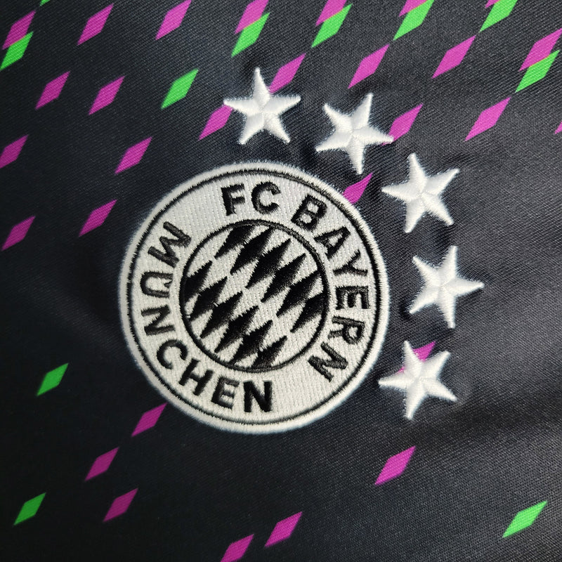 CAMISA DO BAYERN MUNCHEM 23/24 PRETO E ROXO