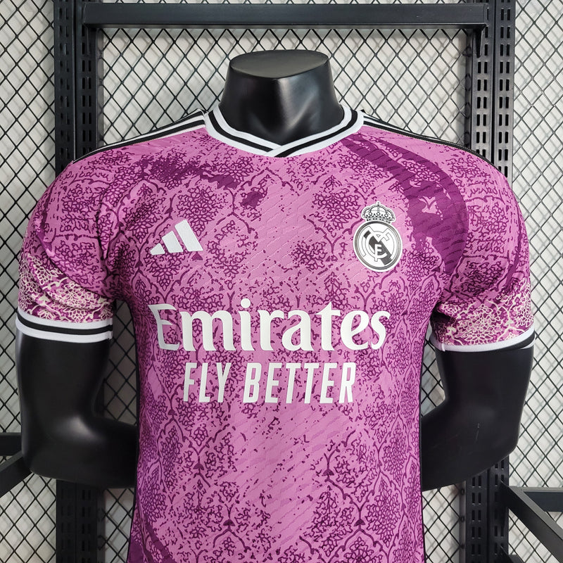 CAMISA DO REAL MADRID 23/24 ROSA EDIÇÃO ESPECIAL VERSÃO PLAYER